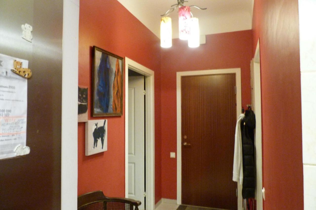 With Character, Old Town Apartamento